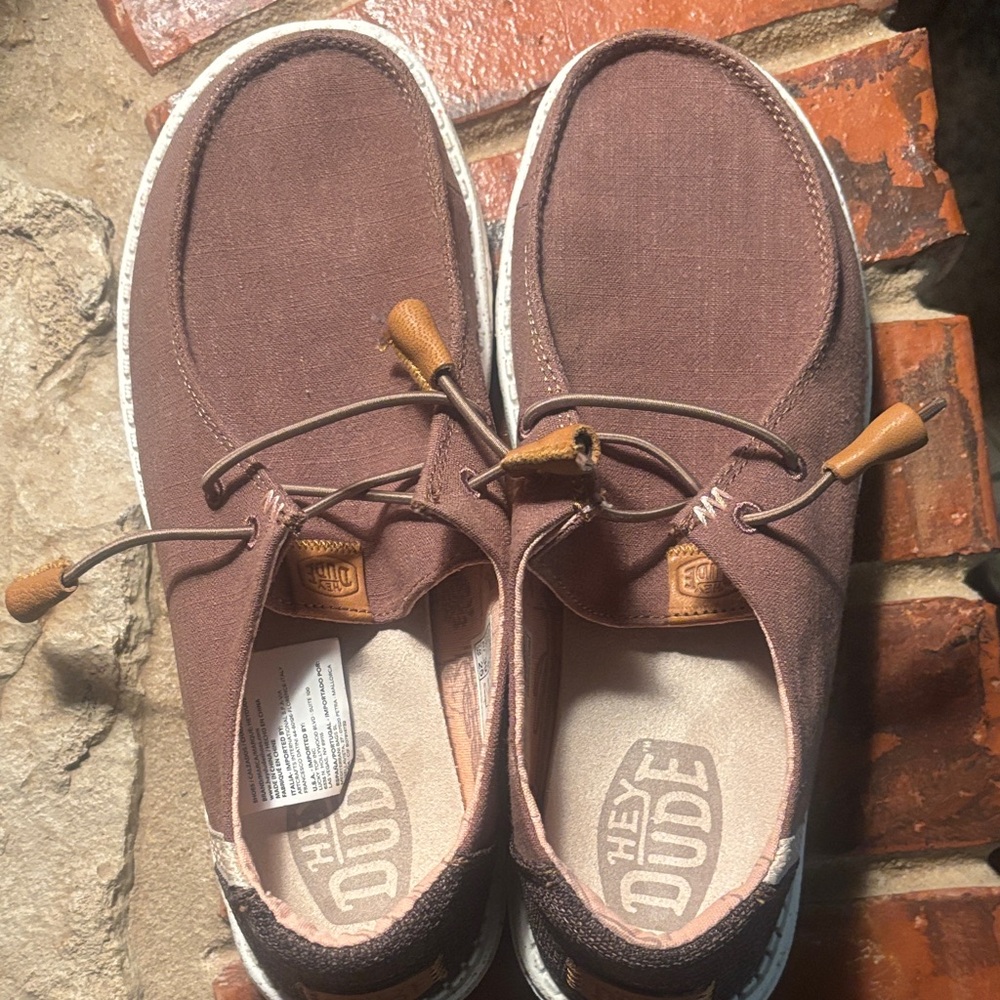 Hey Dude Women’s Brown/Tan Loafers